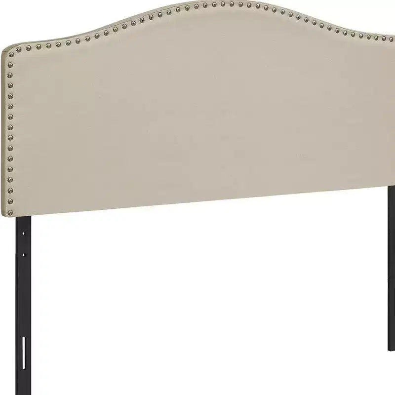 Tête de lit capitonnée pleine grandeur à arc en mélange de lin beige avec garniture cloutée