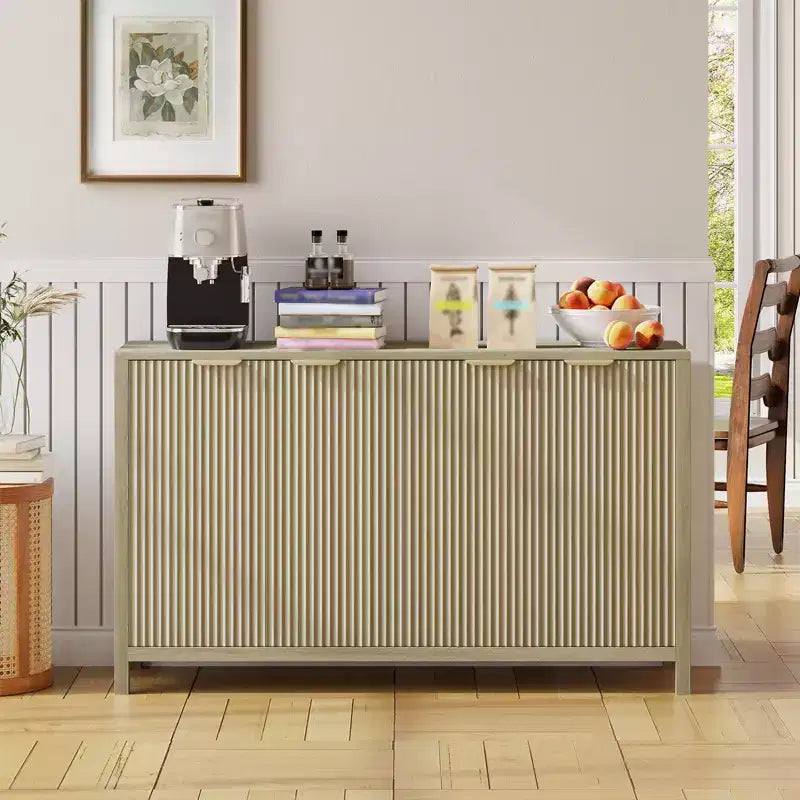 Buffet moderne cannelé de 55", armoire de rangement, buffet/crédence en bois à 4 portes avec étagère réglable pour salle à manger, cuisine et salon
