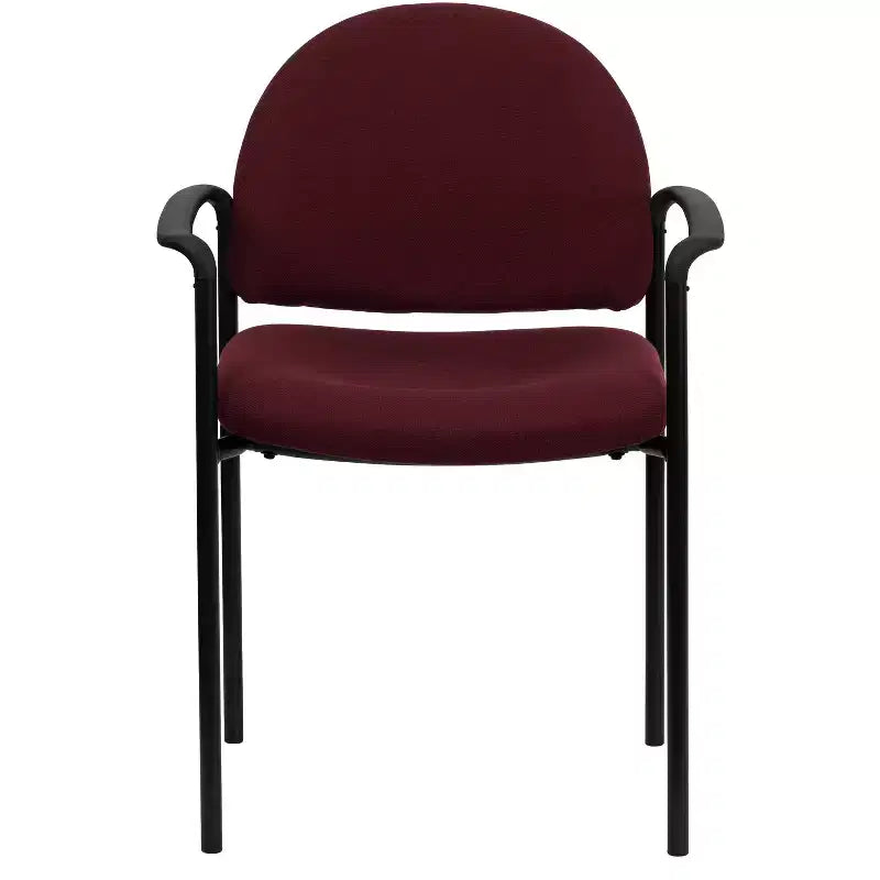 Chaise de réception latérale empilable en acier avec accoudoirs, modèle Confort