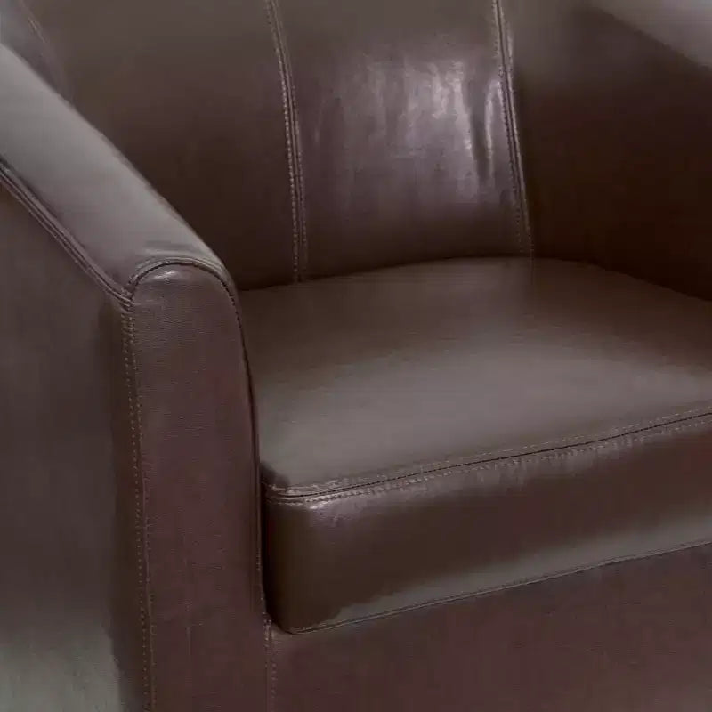 Fauteuil en cuir avec accoudoirs inclinés Chaise décorative