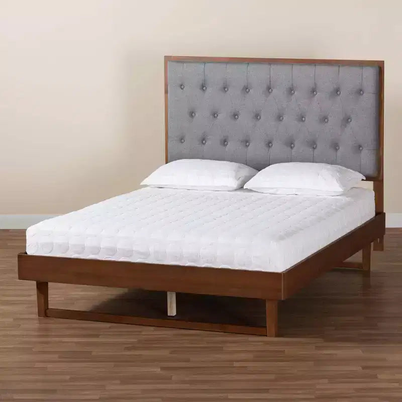 Lit plateforme en tissu et bois Gris/Noyer Marron : Pas de sommier tapissier, Tête de lit capitonnée